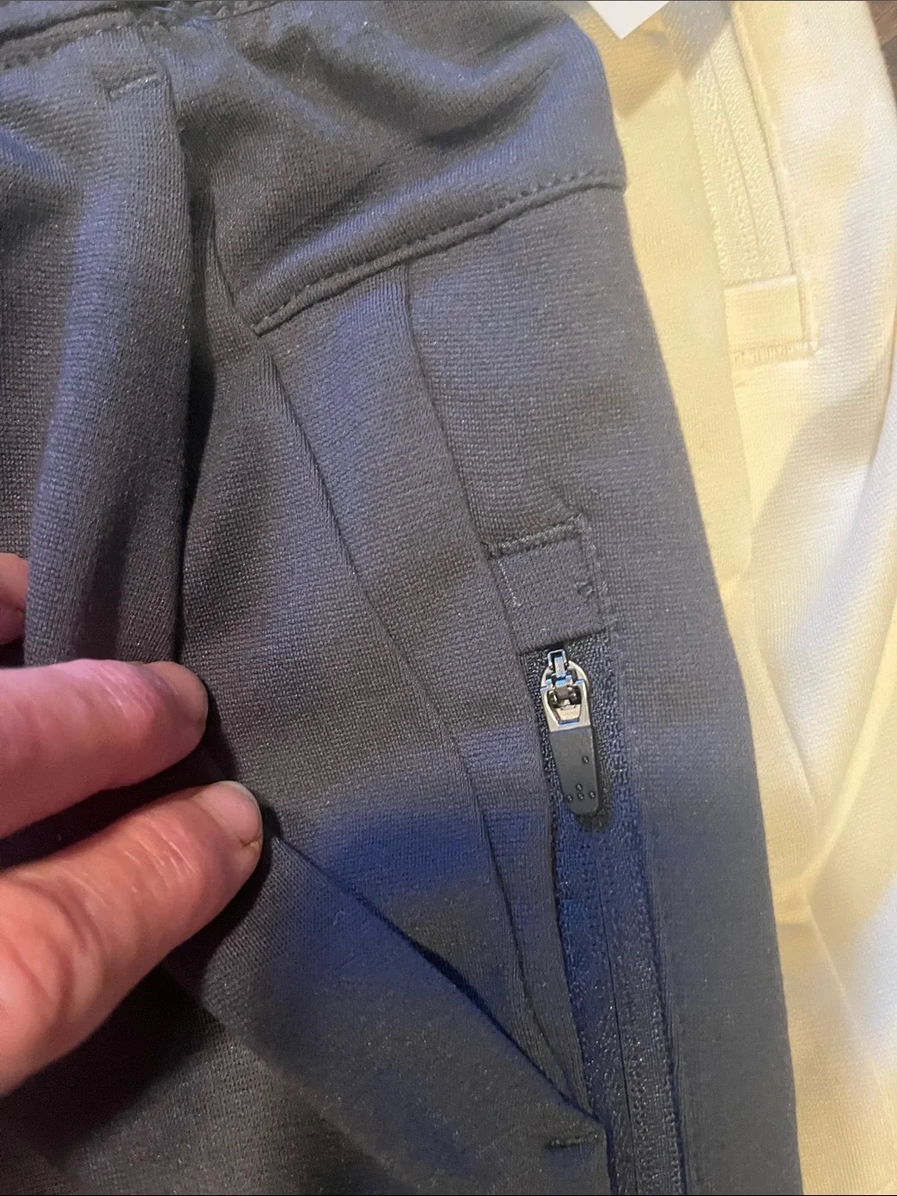 Athletic Works comfortable elastic